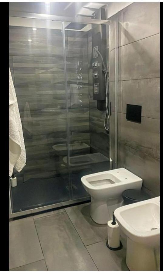 Holiday House Plebiscito Катания Экстерьер фото